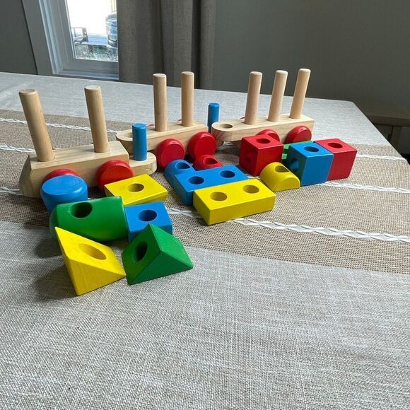 Melissa and Doug stacking train classic wood toy - Picture 2 of 3